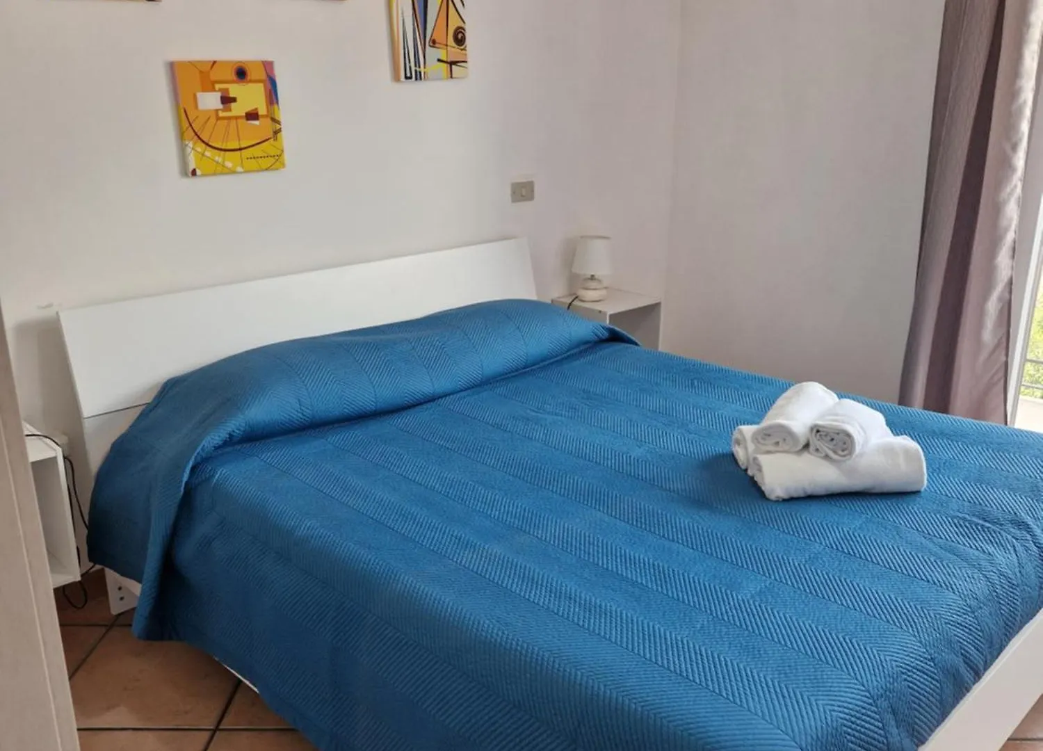 Rocksea Central Cefalu 0*,  Italy