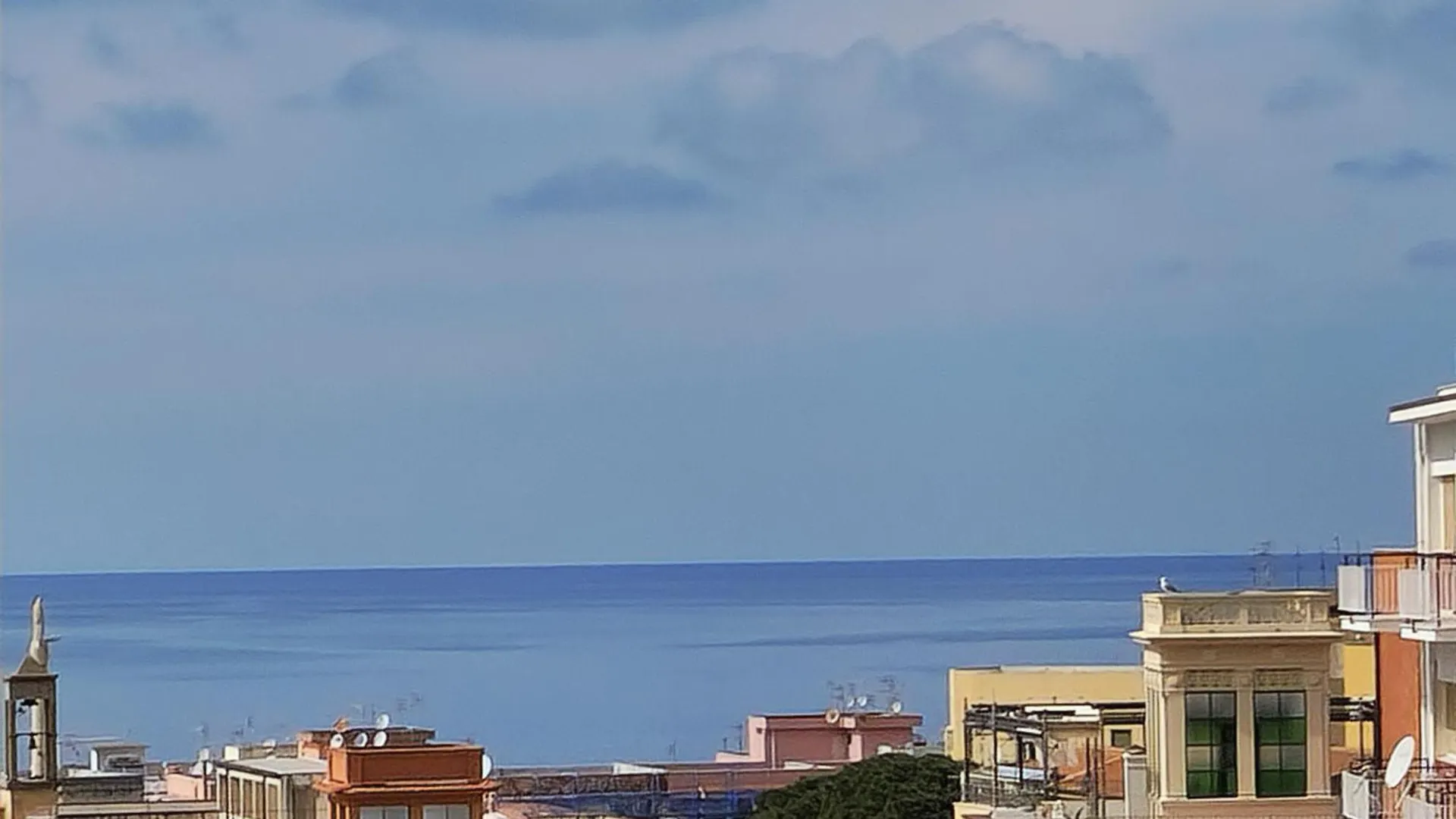 Rocksea Central Cefalu Guest house